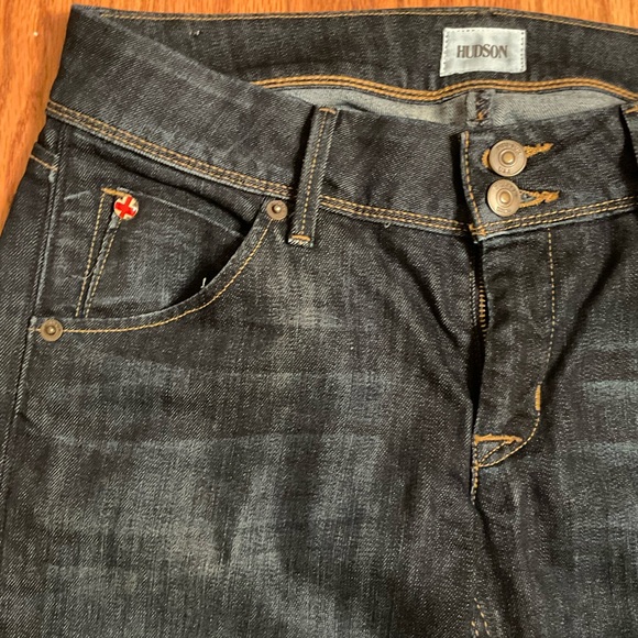 Hudson Jeans, Dark Wash, 5-Pockets, Pointed Flap & Button on Back 2, Size 28 - Picture 3 of 15
